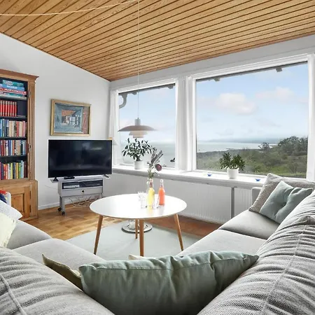 Beautiful In With House Sea View