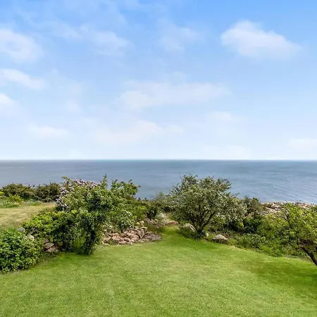 Casa vacanze Beautiful In With House Sea View