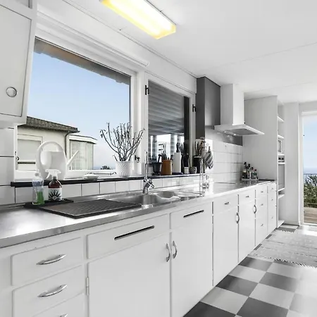 Casa vacanze Beautiful In With House Sea View Gudhjem