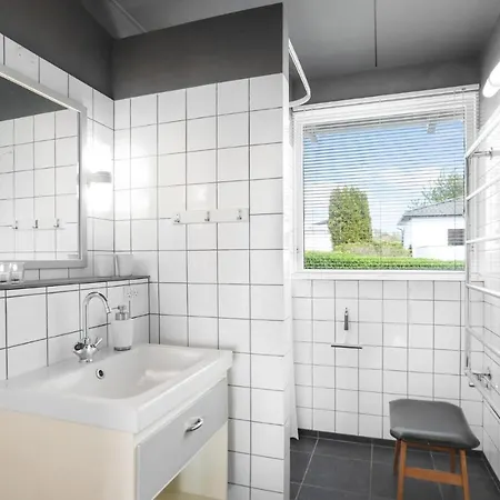 Beautiful In With House Sea View Casa vacanze Gudhjem