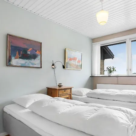 Casa vacanze Beautiful In With House Sea View